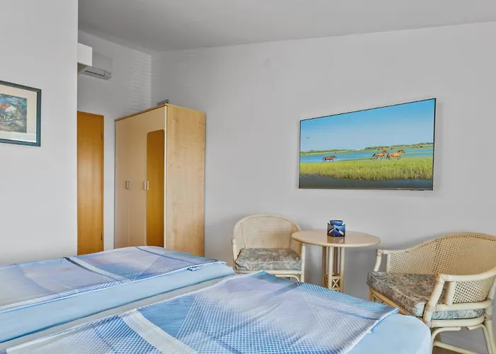 Petrinic-sea View & Pool By Guide 公寓 *