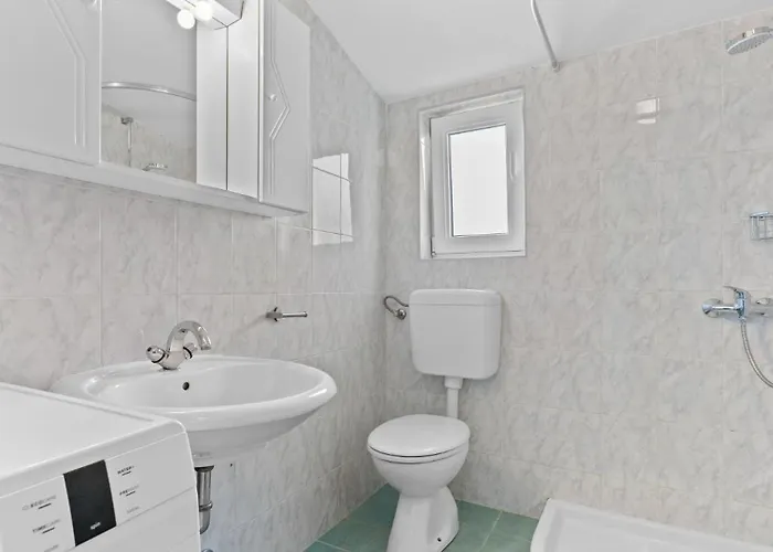 Petrinic-sea View & Pool By Guide 公寓 *